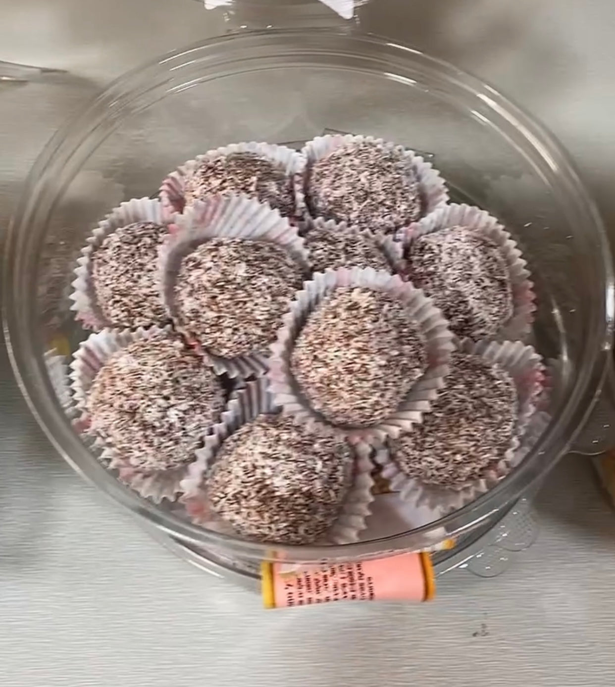 كرات الشيكولاتة